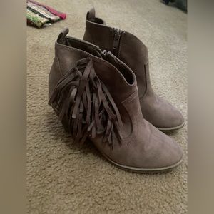 Size 8 women’s boots